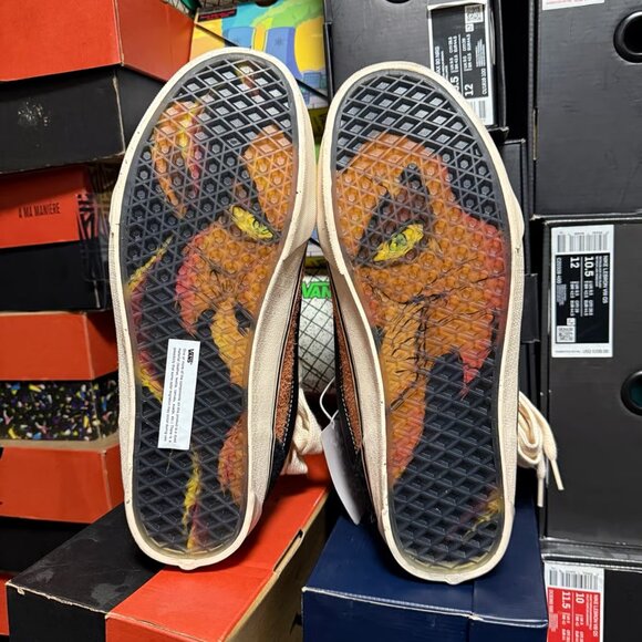 Brand New Vans shoes - Picture 6 of 6